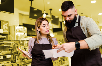 How To Become A Retail Manager